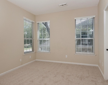 54 Longsford - Photo Thumbnail 22