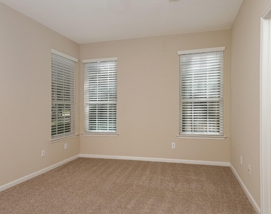 54 Longsford - Photo Thumbnail 19