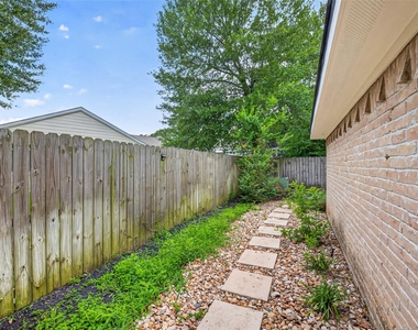 7111 Halfpenny Road - Photo Thumbnail 36