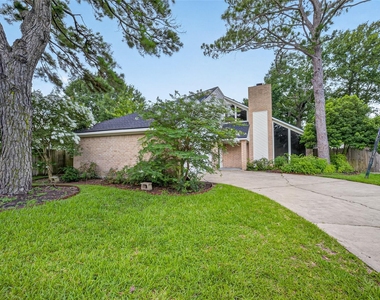 7111 Halfpenny Road - Photo Thumbnail 3
