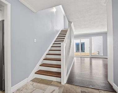 7111 Halfpenny Road - Photo Thumbnail 31