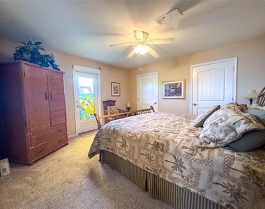 1031 Redfish Street - Photo Thumbnail 12