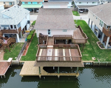 1031 Redfish Street - Photo Thumbnail 23