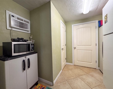 1031 Redfish Street - Photo Thumbnail 21