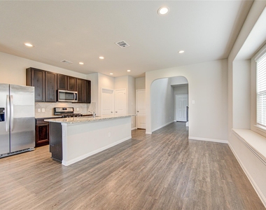 3707 W Alessano Lane - Photo Thumbnail 8