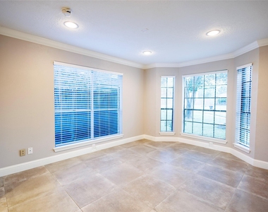 16307 Mulberry Run Court - Photo Thumbnail 10