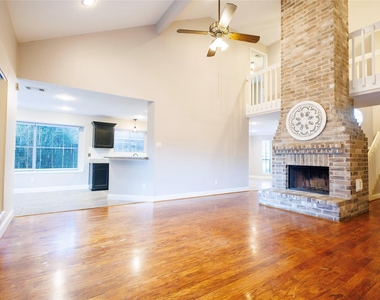 16307 Mulberry Run Court - Photo Thumbnail 2