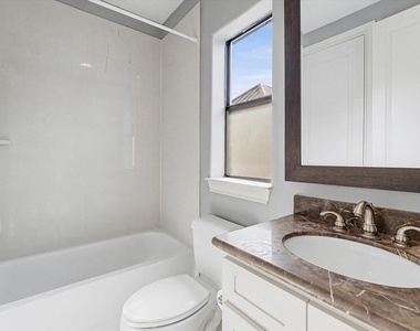 634 Nagle Street - Photo Thumbnail 24