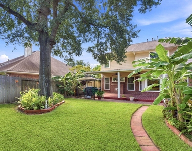 2718 Honeysuckle Walk - Photo Thumbnail 41