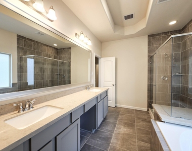 10717 Madden Oaks Place - Photo Thumbnail 26