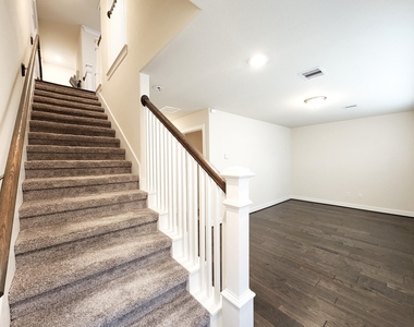 10717 Madden Oaks Place - Photo Thumbnail 4