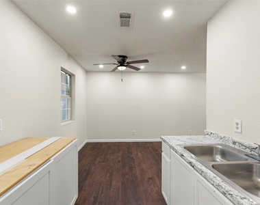 5941 Noel Lane - Photo Thumbnail 17