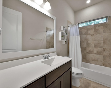 4205 Grand Oaks Wind - Photo Thumbnail 21