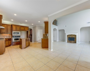 3819 Rivermoss Lane - Photo Thumbnail 15