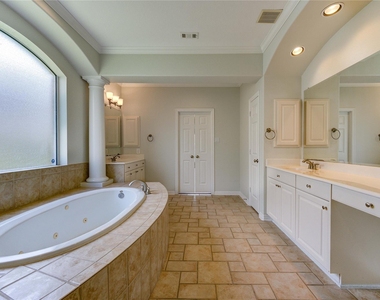 3819 Rivermoss Lane - Photo Thumbnail 26