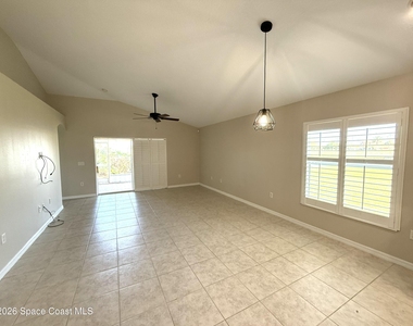 3262 Siderwheel Drive - Photo Thumbnail 12