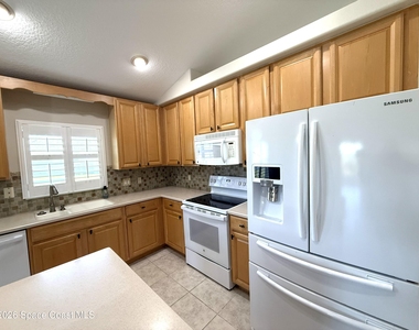 3262 Siderwheel Drive - Photo Thumbnail 9