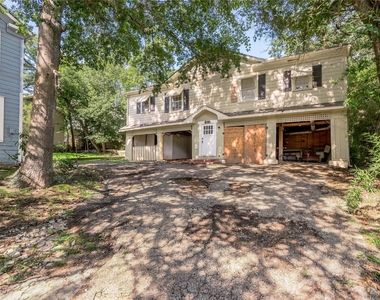 811 Sam Houston Avenue - Photo Thumbnail 18