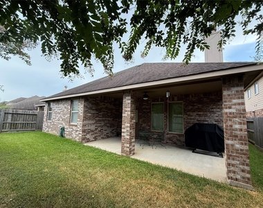 24311 Piazza Drive - Photo Thumbnail 21