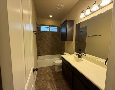 24311 Piazza Drive - Photo Thumbnail 4