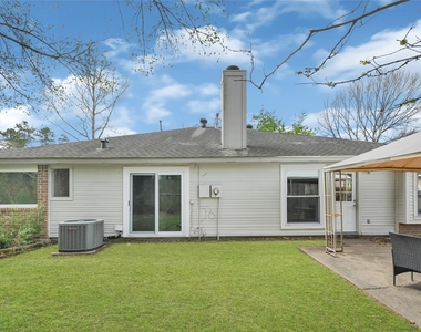 5306 Shady Gardens Drive - Photo Thumbnail 13