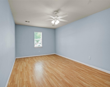 8921 Oak Knoll Lane - Photo Thumbnail 23