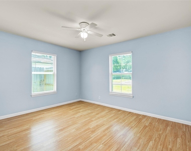 8921 Oak Knoll Lane - Photo Thumbnail 25