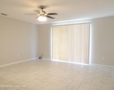 117 Fayetteville Street Sw - Photo Thumbnail 5
