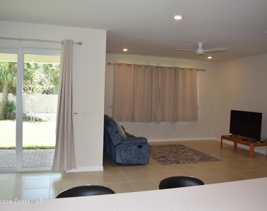 5039 Sunnytime Street - Photo Thumbnail 3