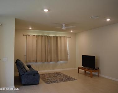 5039 Sunnytime Street - Photo Thumbnail 4