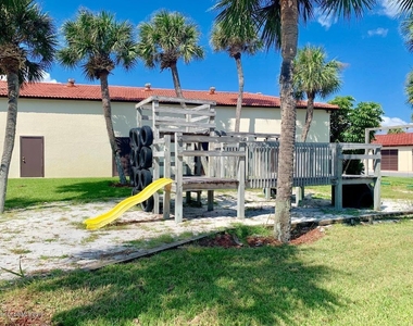 3272 Sand Court - Photo Thumbnail 24