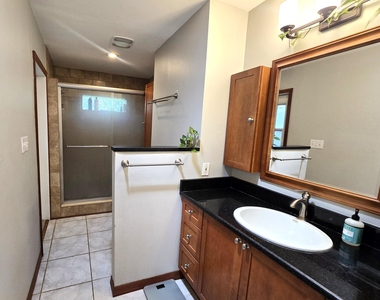 210 Juniper Avenue - Photo Thumbnail 17