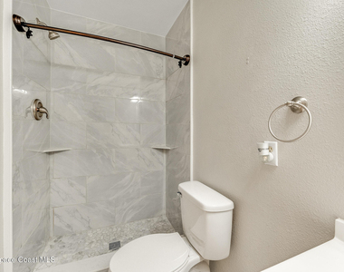 255 Paradise Boulevard - Photo Thumbnail 25