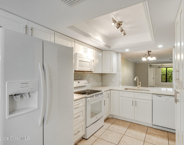 255 Paradise Boulevard - Photo Thumbnail 8