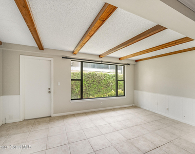 255 Paradise Boulevard - Photo Thumbnail 14