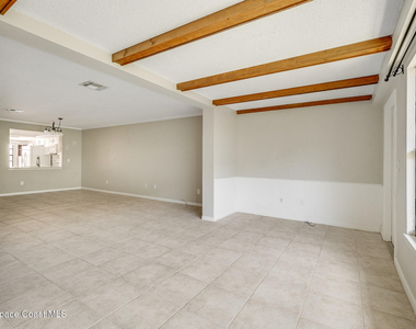 255 Paradise Boulevard - Photo Thumbnail 15