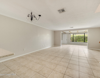 255 Paradise Boulevard - Photo Thumbnail 11