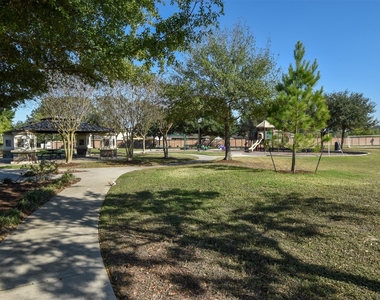 7215 Kransburg Ranch Drive - Photo Thumbnail 26