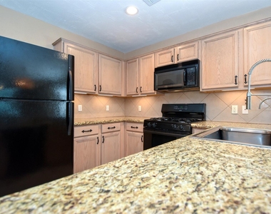 7215 Kransburg Ranch Drive - Photo Thumbnail 6