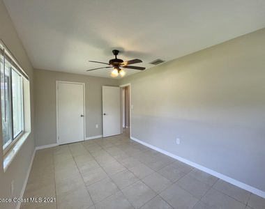 304 3rd Street - Photo Thumbnail 11