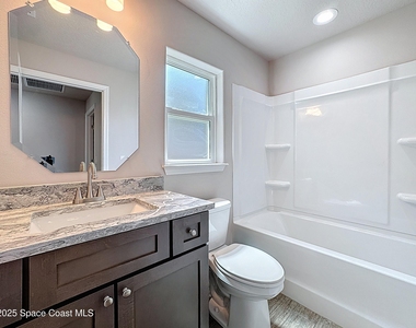 144 Roosevelt Street - Photo Thumbnail 18