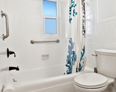 8521 Canaveral Boulevard - Photo Thumbnail 15