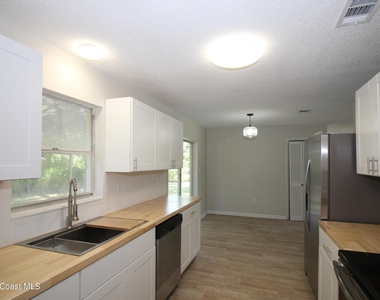 75 Rivercliff Lane - Photo Thumbnail 2