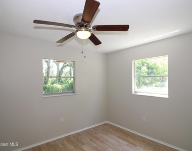 75 Rivercliff Lane - Photo Thumbnail 13