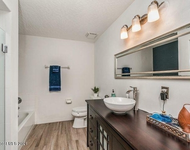 97 Niemira Avenue - Photo Thumbnail 17