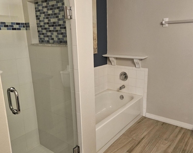97 Niemira Avenue - Photo Thumbnail 18