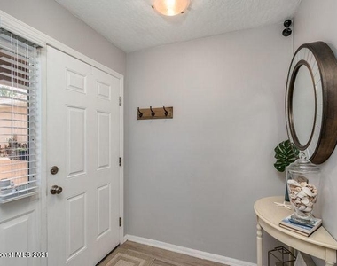 97 Niemira Avenue - Photo Thumbnail 2