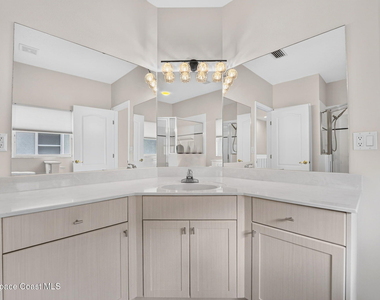 506 Tyler Avenue - Photo Thumbnail 21