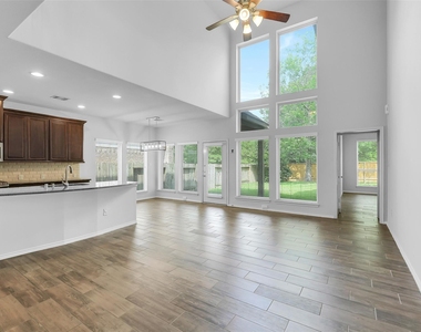 218 Kinnerly Peak Place - Photo Thumbnail 2