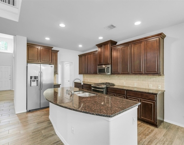 218 Kinnerly Peak Place - Photo Thumbnail 6